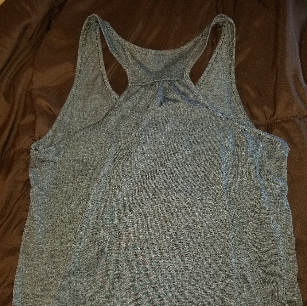 Tank top - Picture 3 of 3